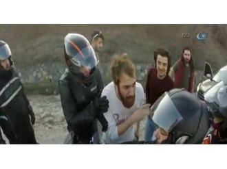 Sarhoş sürücü motosikletli grubun arasına daldı