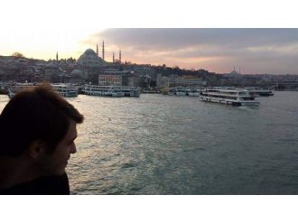 Selfie çekerken şelaleden düştü