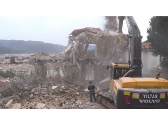 Kenan Evren’in villası yıkıldı