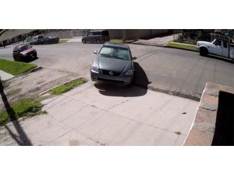 Sarhoş sürücünün yolculuğu duvarda son buldu