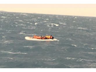 56 göçmen ölümden kurtarıldı