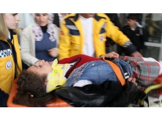 Okul servisi takla attı: 9 yaralı