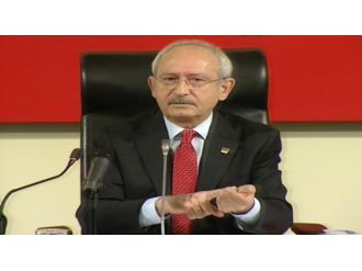 Terör destekçisi akademisyenlerin tutuklanmasına isyan etti