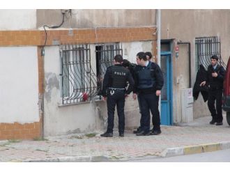 İstanbul’da cinnet getiren koca korku saçtı !