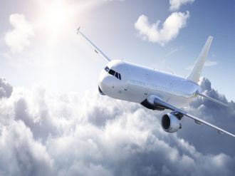 Kabin amiri yaralanınca uçak geri döndü