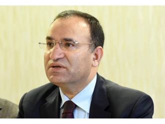 Bozdağ: MHP samimi bir yaklaşım sergilemiyor