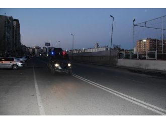 Köşeye sıkışan teröristler rögardan kaçmaya çalıştı