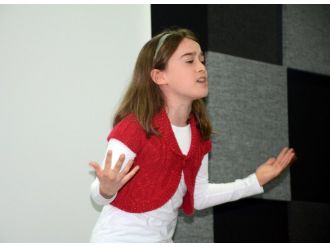 Kendisi küçük ama yüreği kocaman