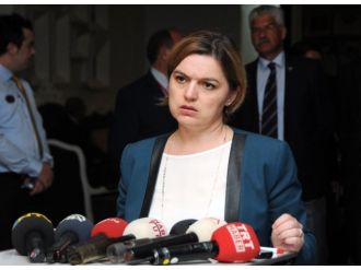 CHP Sözcüsü Sayek: Türkiye teröre alışmayacak