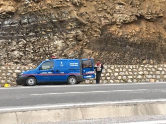 Jandarmaya yangın ihbarı yapıp...