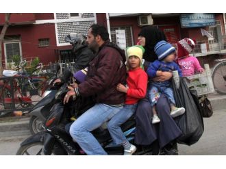 Bir motosiklette 6 kişi