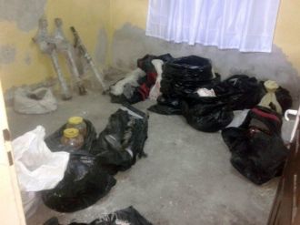 Çok sayıda roketatar, el bombası ve mühimmat ele geçirildi