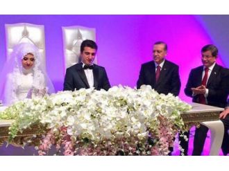 Erdoğan ve Davutoğlu nikah şahidi oldu