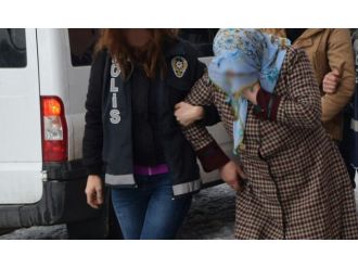 71 yaşındaki uyuşturucu kuryesi tutuklandı