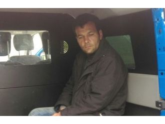 Hırsızlık zanlısı şehit cenazesinde yakalandı