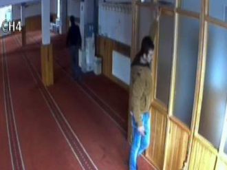 Camiden hırsızlık güvenlik kamerasında