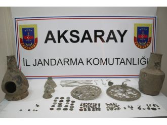 164 parça tarihi eser ele geçirildi