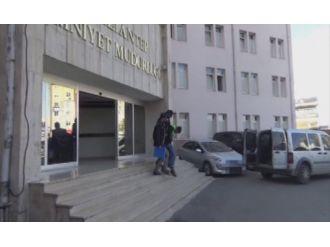 Molotofla polis yaralayan PKK yandaşı tutuklandı