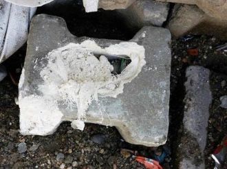 Kilit taşa bomba döşemişler: Son anda fark edildi !