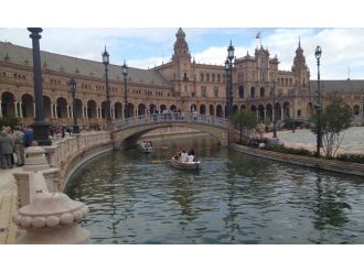 İspanya turistlerden vergi alacak