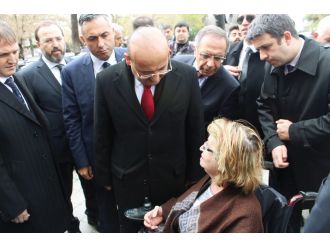 "Başbakan Davutoğlu’na teşekkürlerimi iletin"