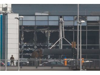 Zaventem Havalimanı salı gününe kadar kapalı