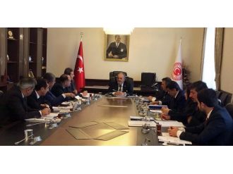 Meclis’e bitkisel çitli güvenlik duvarı