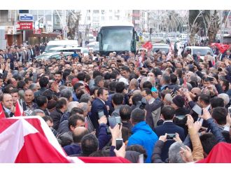 Akşener’e coşkulu karşılama