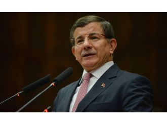 Davutoğlu’ndan ’Dünya Tiyatrolar Günü’ mesajı
