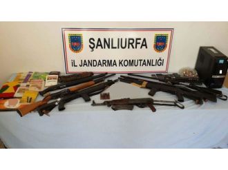 Şanlıurfa’da 13 adrese terör operasyonu: 11 gözaltı