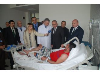 Topçu’dan yaralı Türkmenlere ziyaret