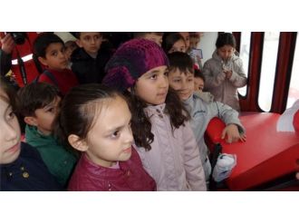 Minik öğrencinin sorusu doktoru şaşkına uğrattı