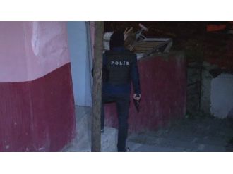 İstanbul’da şafak operasyonu