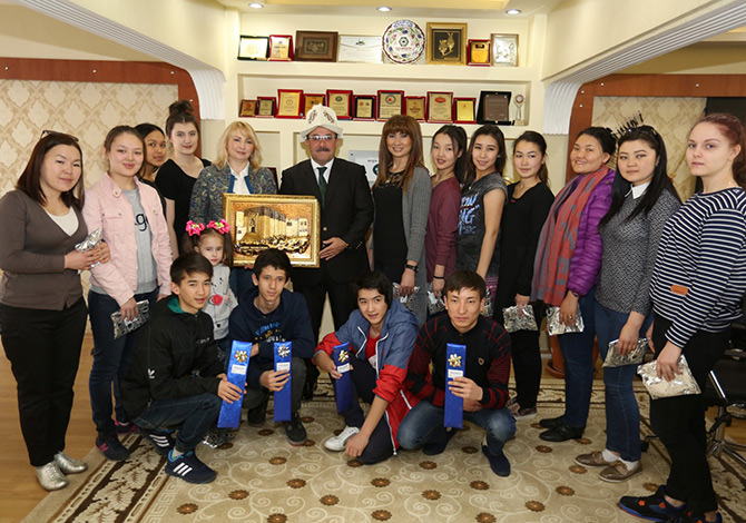 Kırgız Dans Topluluğundan Başkan Güven’e Ziyaret
