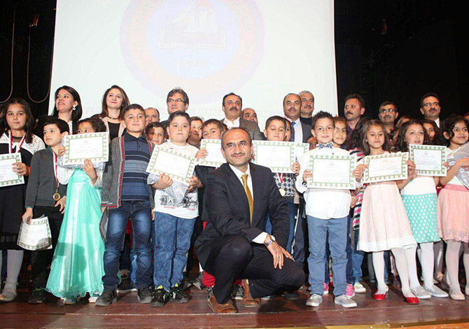 Şiirin Muhteşem Finali