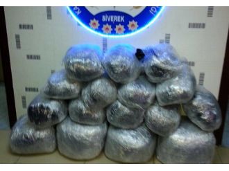 Diyarbakır’da 102 kilo esrar ele geçirildi