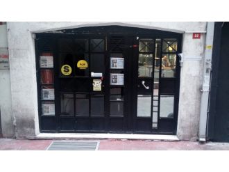 Döverek öldürdü sonra polise teslim oldu