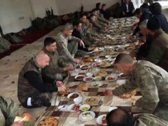 Bu kare terör yandaşlarını memnun etmedi !