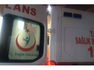 Bardaktaki çamaşır suyunu içti, hastanelik oldu