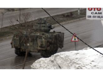 Tanklar o mahalleye girdi