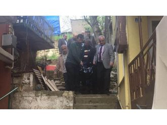 Cansız bedenini 9 yaşındaki kızı buldu