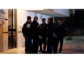 Eski kocanın kıskançlık krizi polisi alarma geçirdi