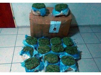 İzmir’de zehir tacirlerine darbe