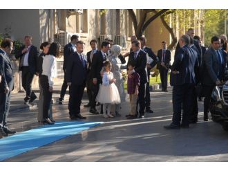 Başbakan Davutoğlu’ndan Diyarbakır Valiliği’ne ziyaret