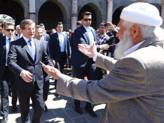Başbakan Davutoğlu, Diyarbakırlılara teşekkür etti