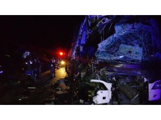 TEM’de kaza: 16 yaralı