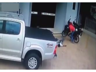 Soygun için girdikleri fabrikadan cesetleri çıktı