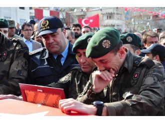 Elbistan şehidini uğurladı