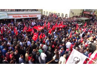 Şehidi on binler uğurladı