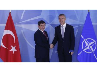 Davutoğlu Stoltenberg ile görüştü